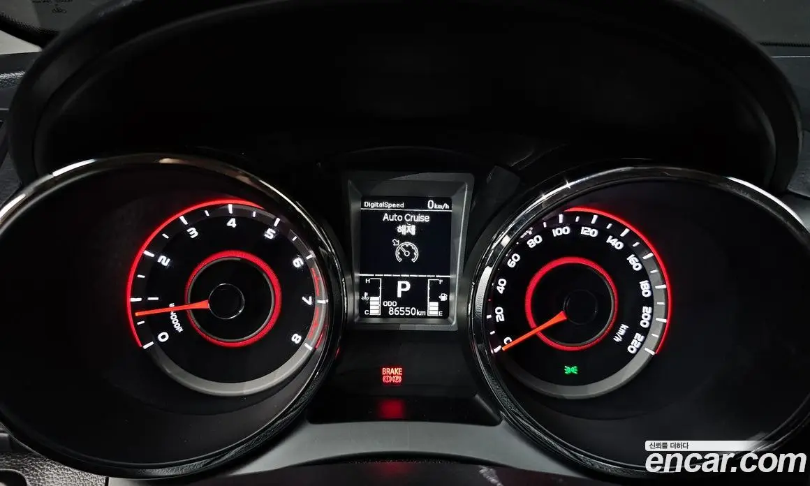 SsangYong TIBOLI 2018 1.6 автомат (гидро), фото 11