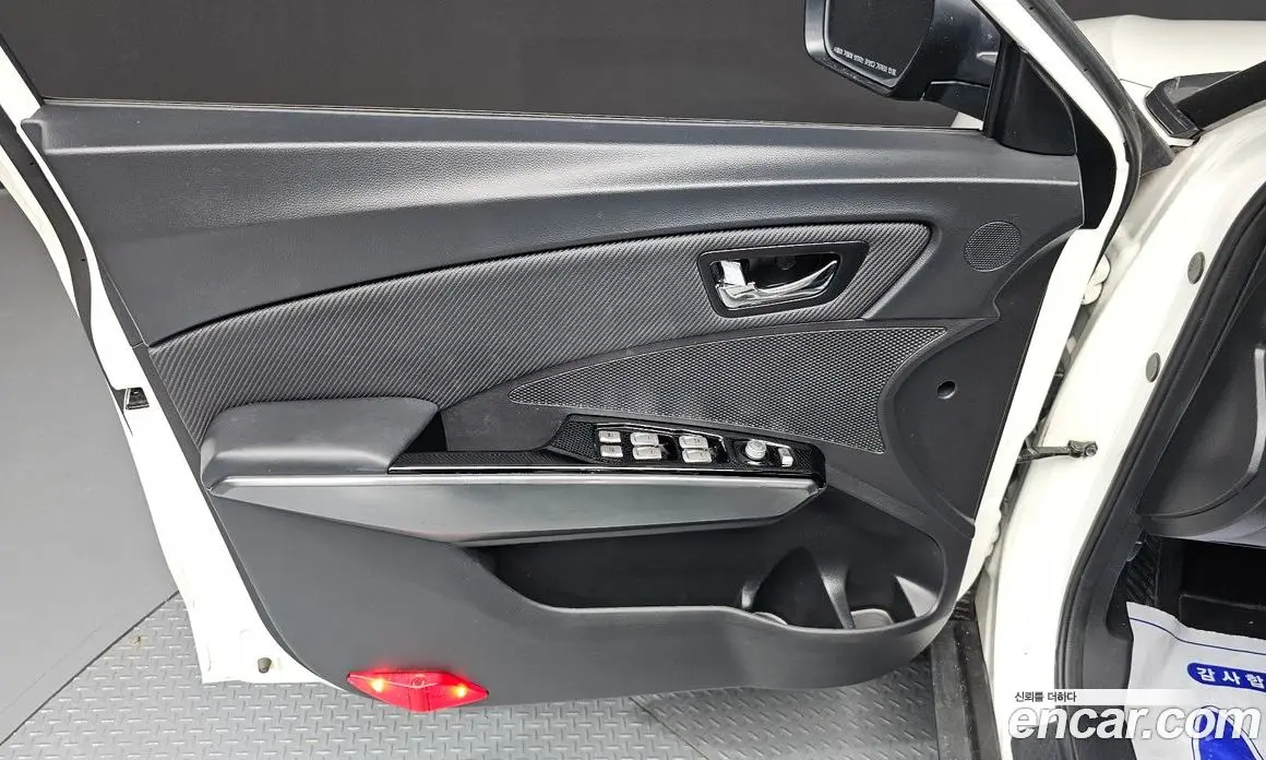 SsangYong TIBOLI 2018 1.6 автомат (гидро), фото 14