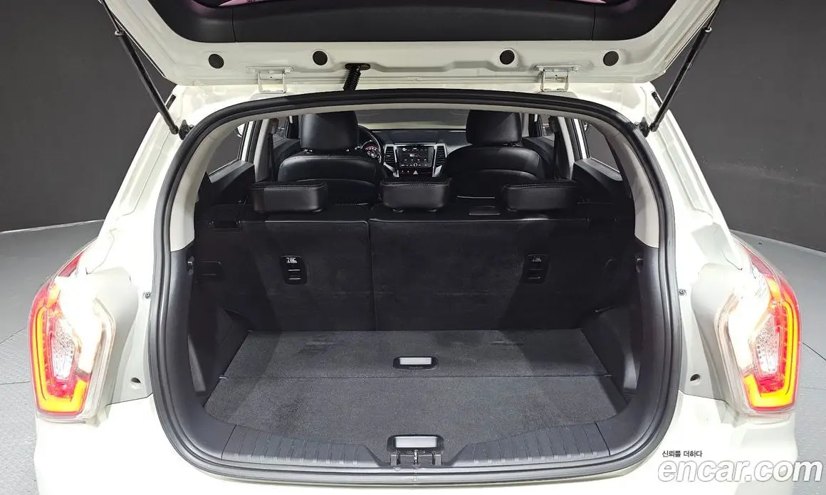SsangYong TIBOLI 2018 1.6 автомат (гидро), фото 21