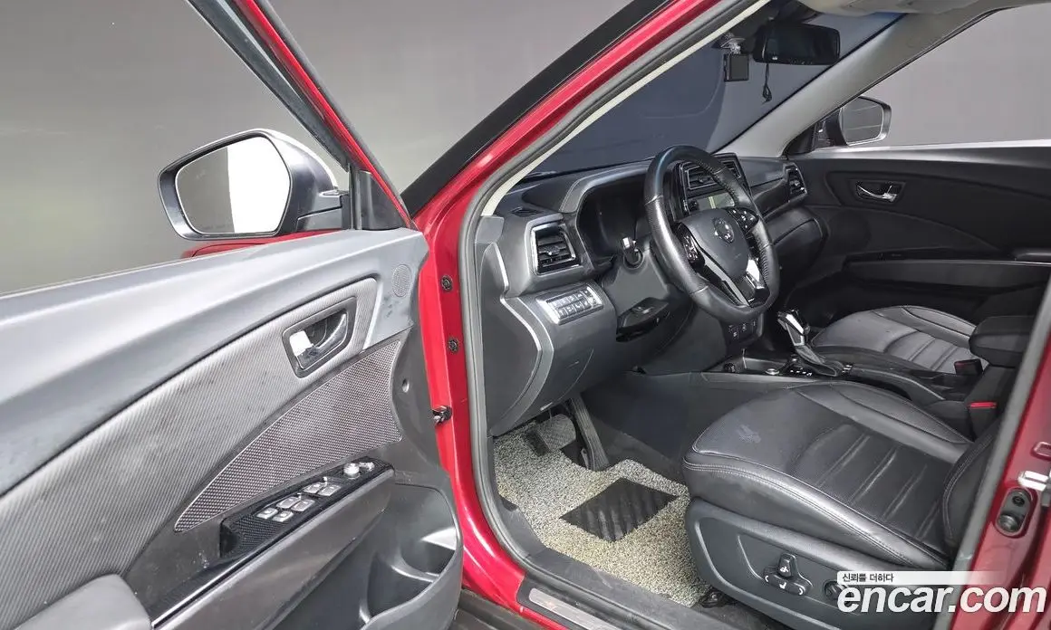 SsangYong TIBOLI 2019 1.5 автомат (гидро), фото 17