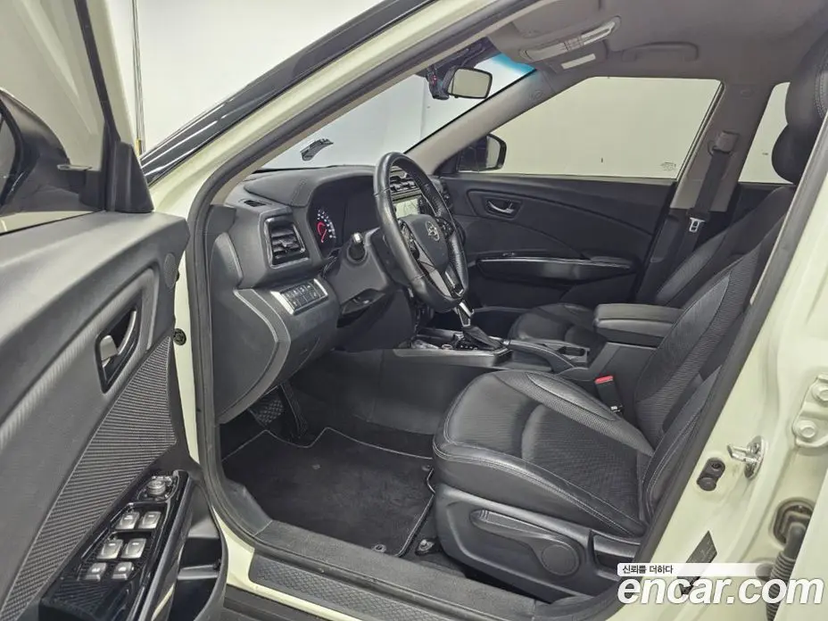 SsangYong TIBOLI 2021 1.5 автомат (гидро), фото 9