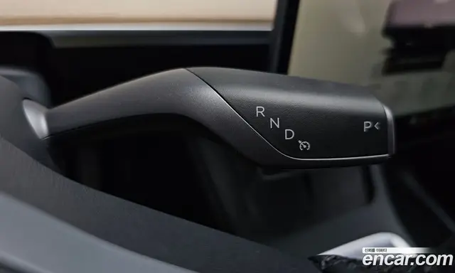 Tesla Model Y 2024 0.2 автомат (гидро), миниатюра 11