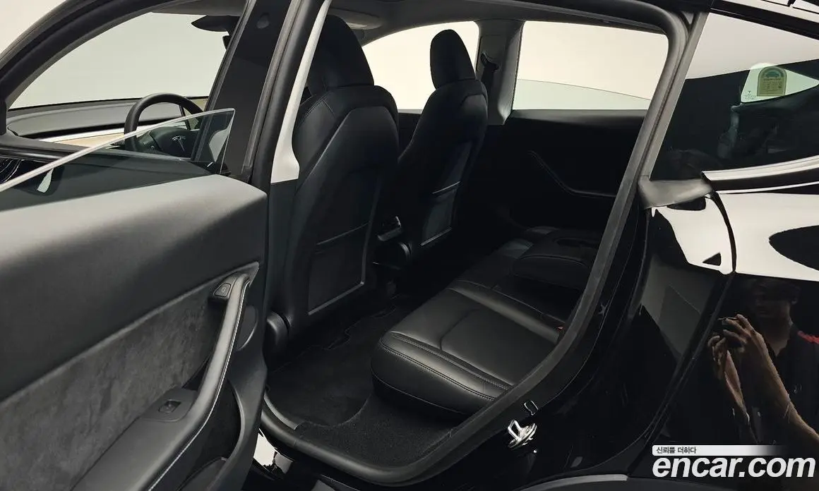 Tesla Model Y 2024 0.2 автомат (гидро), фото 15