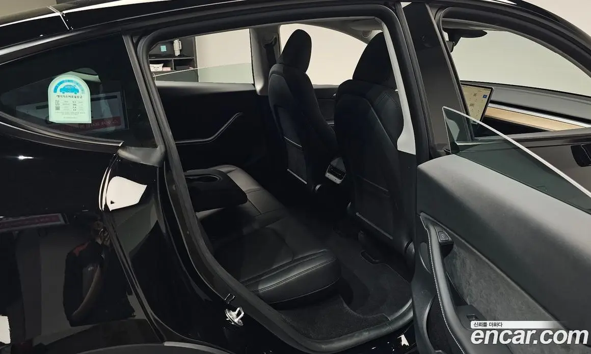 Tesla Model Y 2024 0.2 автомат (гидро), фото 17