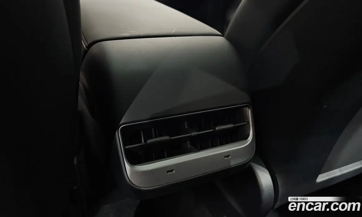 Tesla Model Y 2024 0.2 автомат (гидро), фото 31