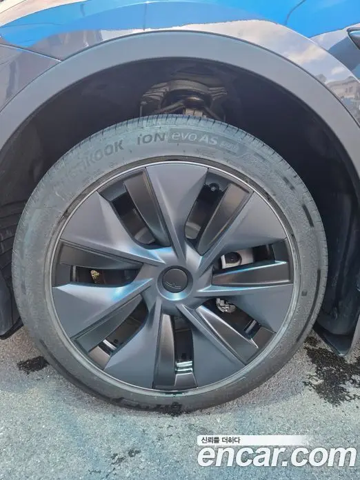 Tesla Model Y 2025 автомат (гидро), фото 19