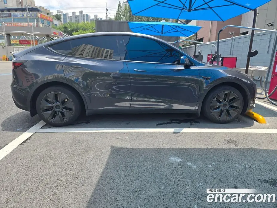 Tesla Model Y 2025 автомат (гидро), фото 4