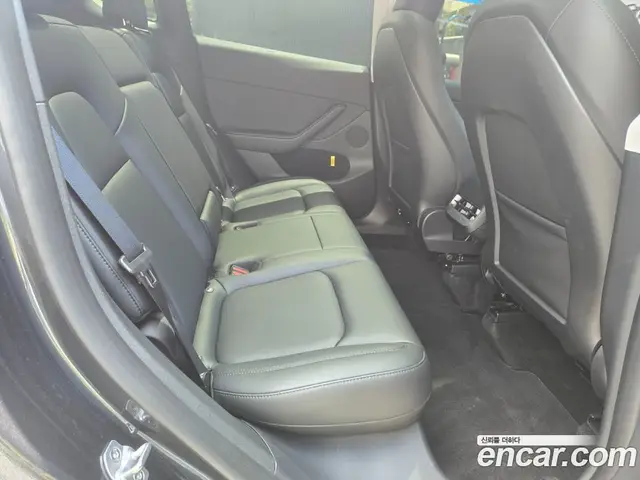 Tesla Model Y 2025 автомат (гидро), миниатюра 7