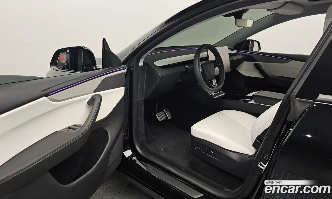 Tesla Model Y 2025 0.2 автомат (гидро), фото 12