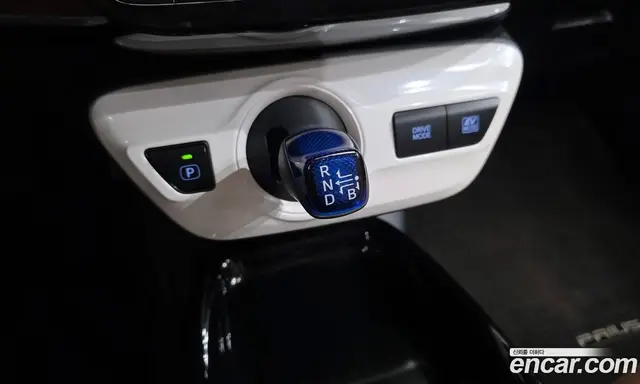 Toyota Prius 2018 1.8 автомат (гидро), миниатюра 12