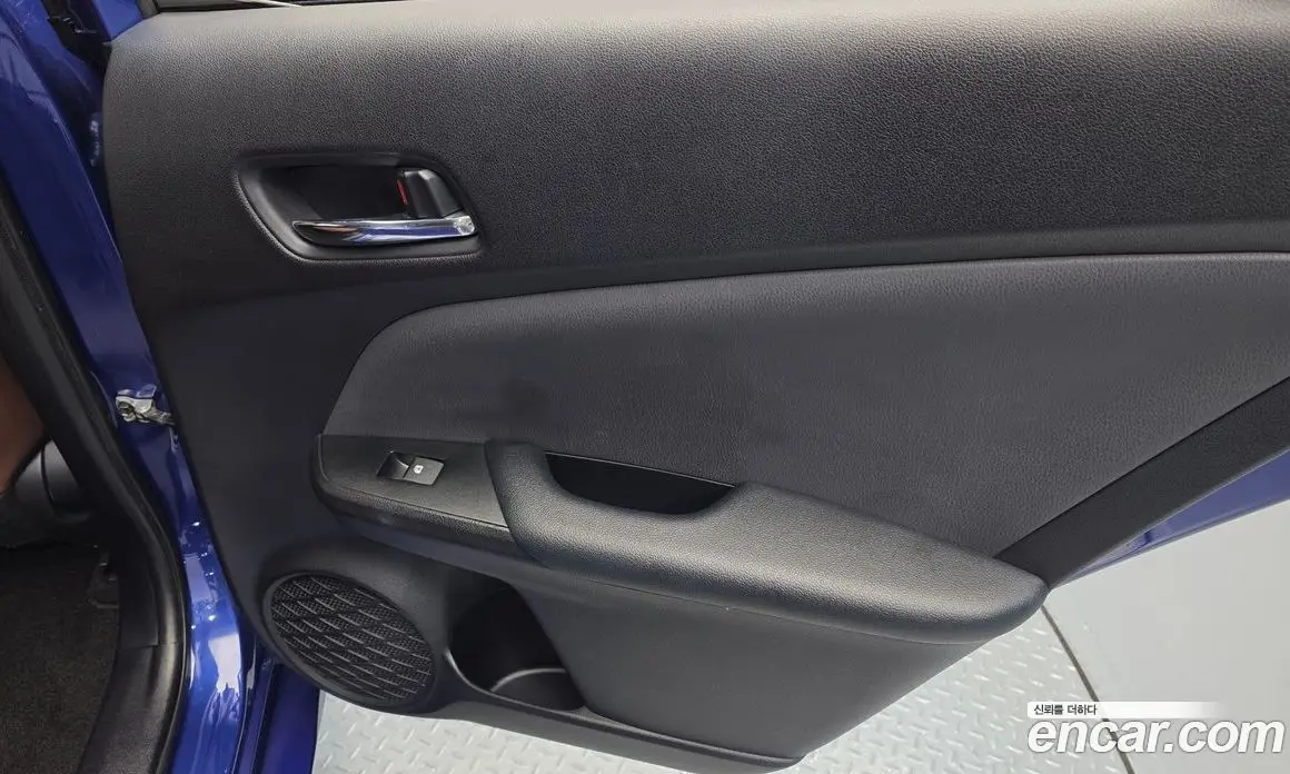 Toyota Prius 2018 1.8 автомат (гидро), фото 15