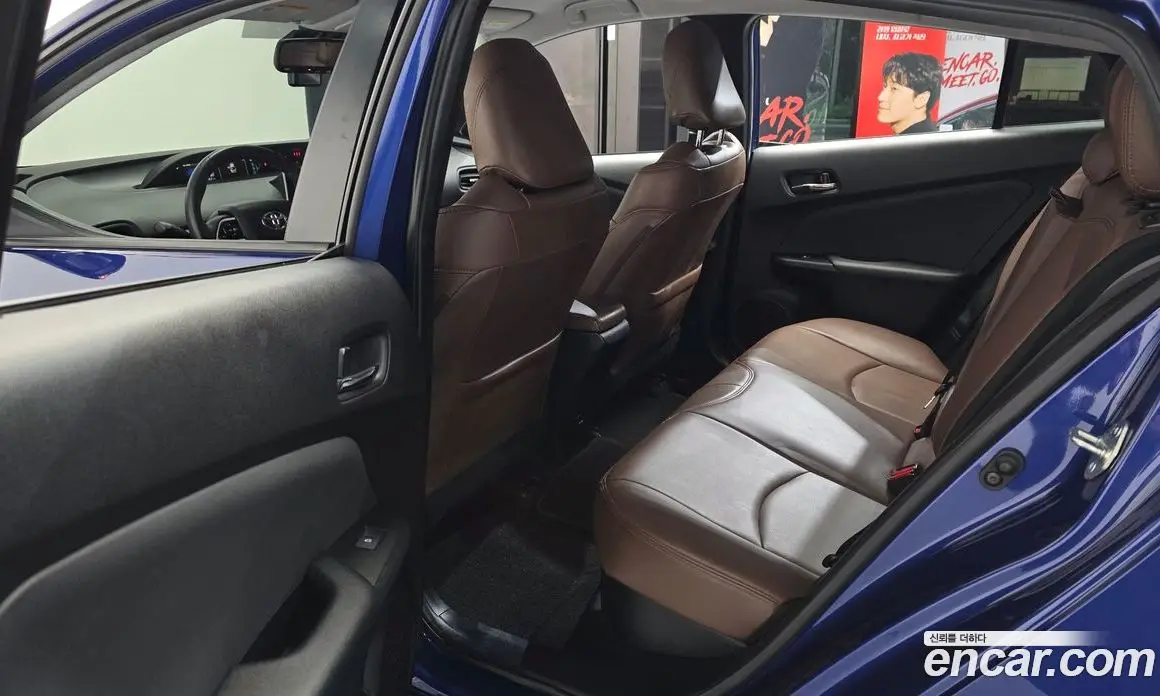 Toyota Prius 2018 1.8 автомат (гидро), фото 16