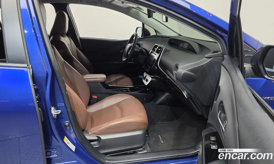 Toyota Prius 2018 1.8 автомат (гидро), фото 17
