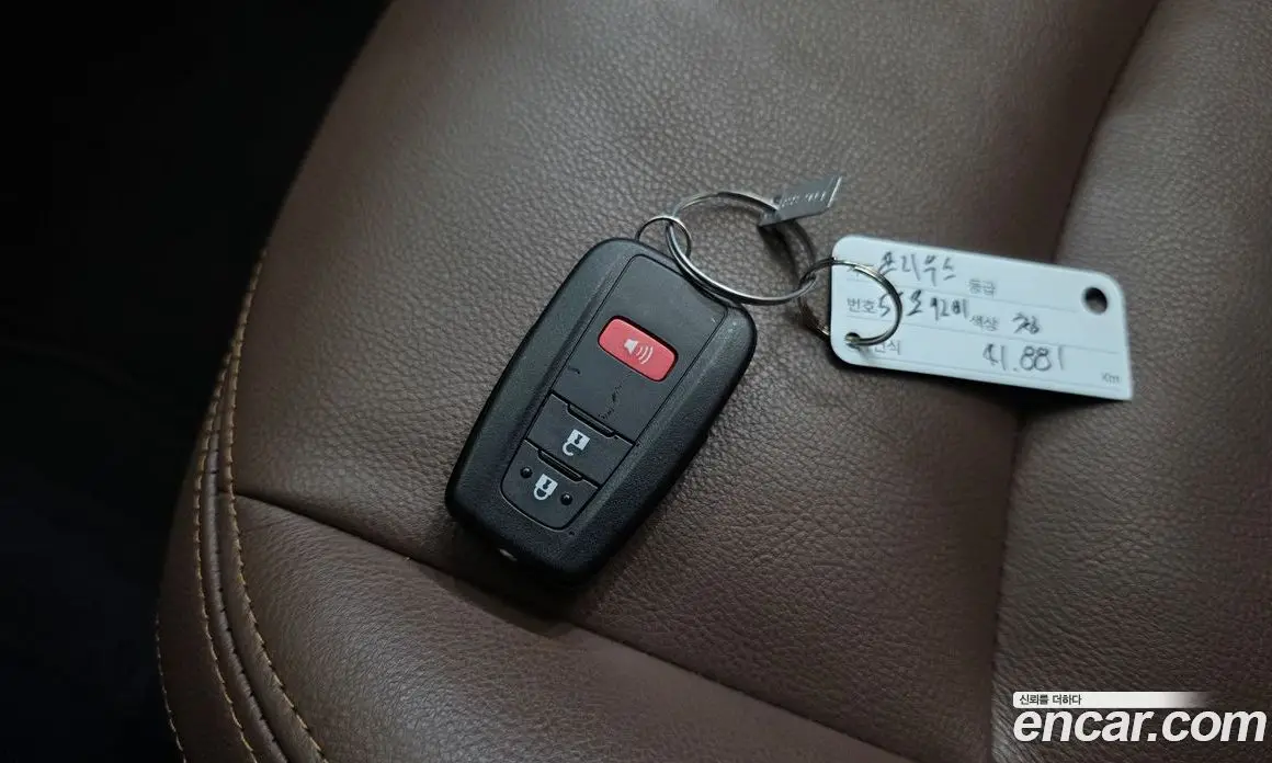 Toyota Prius 2018 1.8 автомат (гидро), фото 30