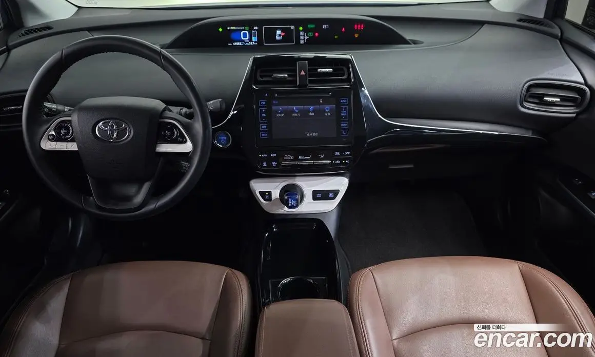 Toyota Prius 2018 1.8 автомат (гидро), фото 10