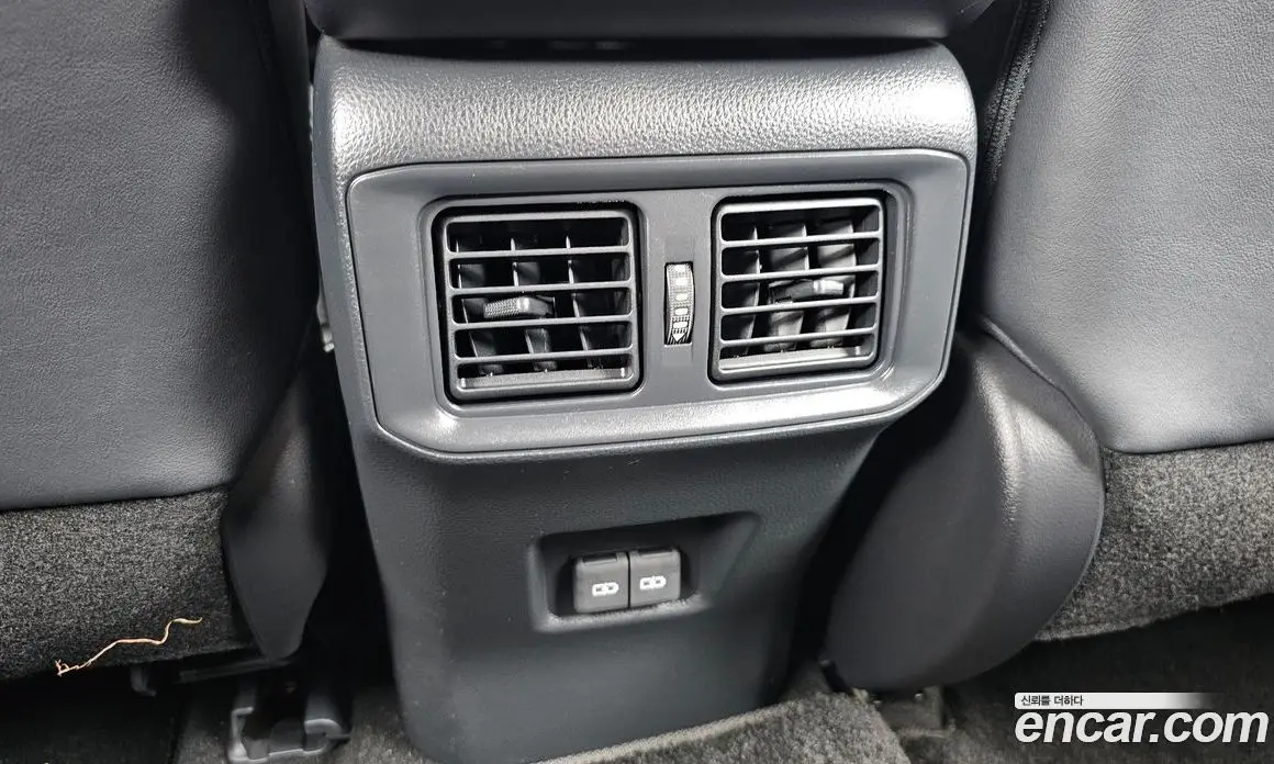 Toyota RAV4 2025 2.5 автомат (гидро), фото 24