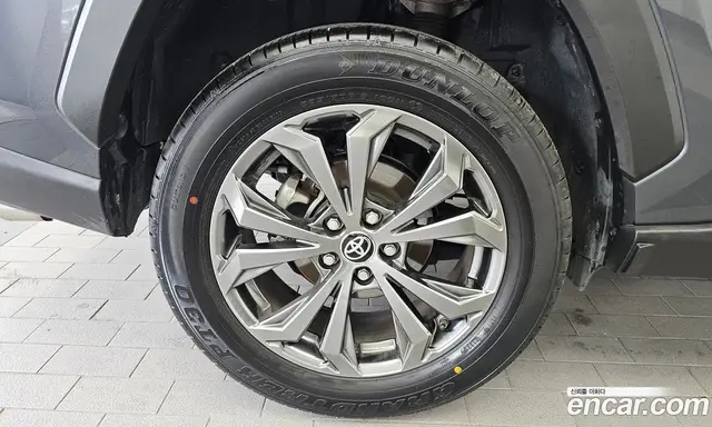 Toyota RAV4 2025 2.5 автомат (гидро), миниатюра 5