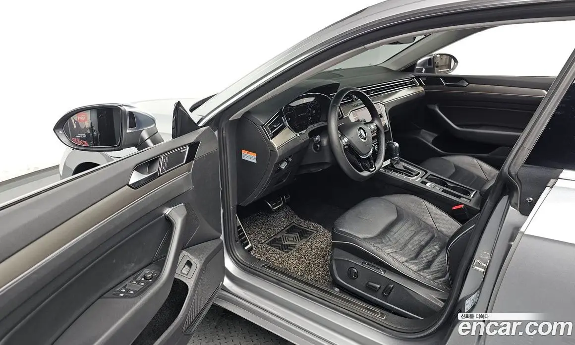 Volkswagen Arteon 2019 2.0 автомат (гидро), фото 12