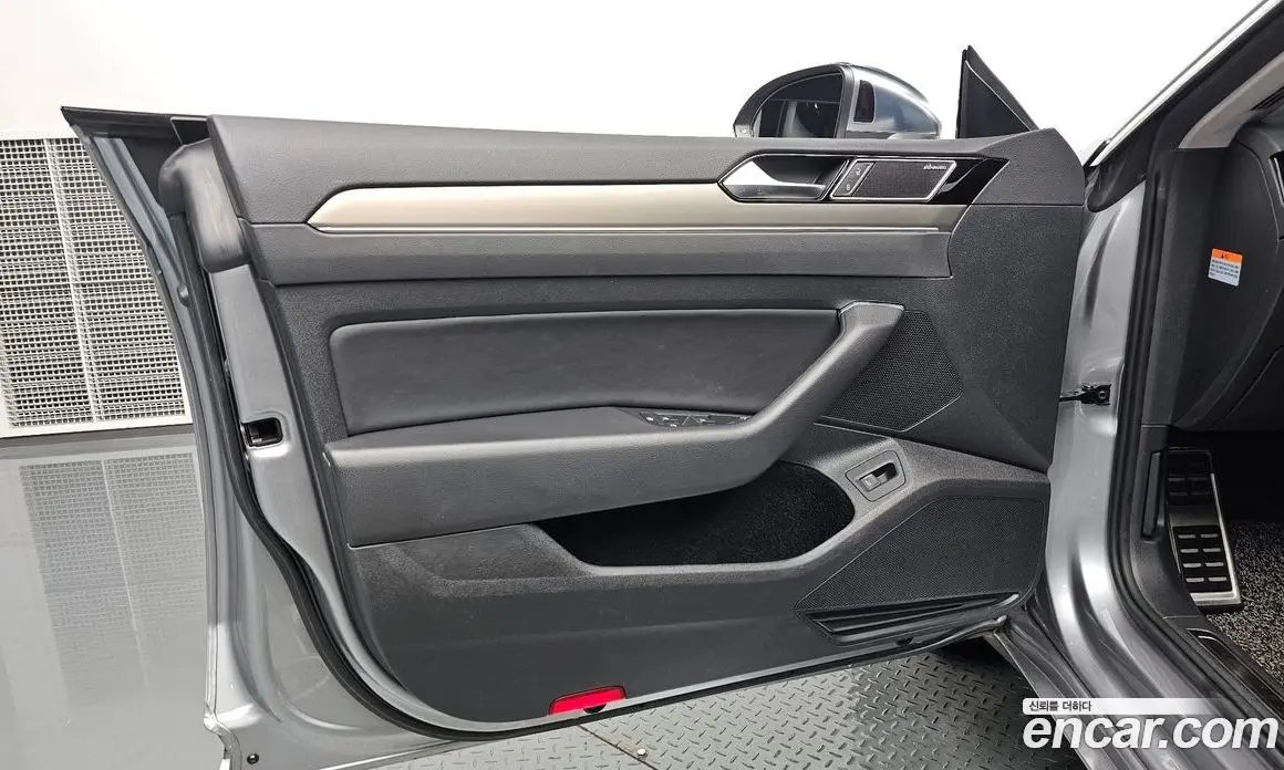 Volkswagen Arteon 2019 2.0 автомат (гидро), фото 13