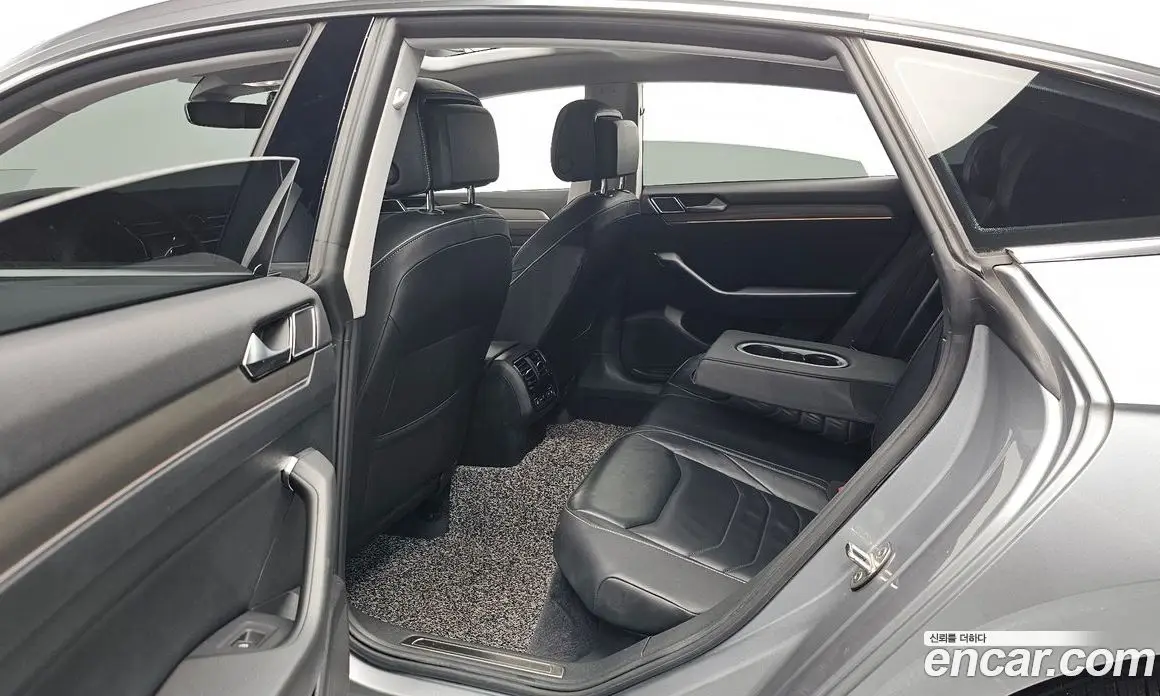 Volkswagen Arteon 2019 2.0 автомат (гидро), фото 17
