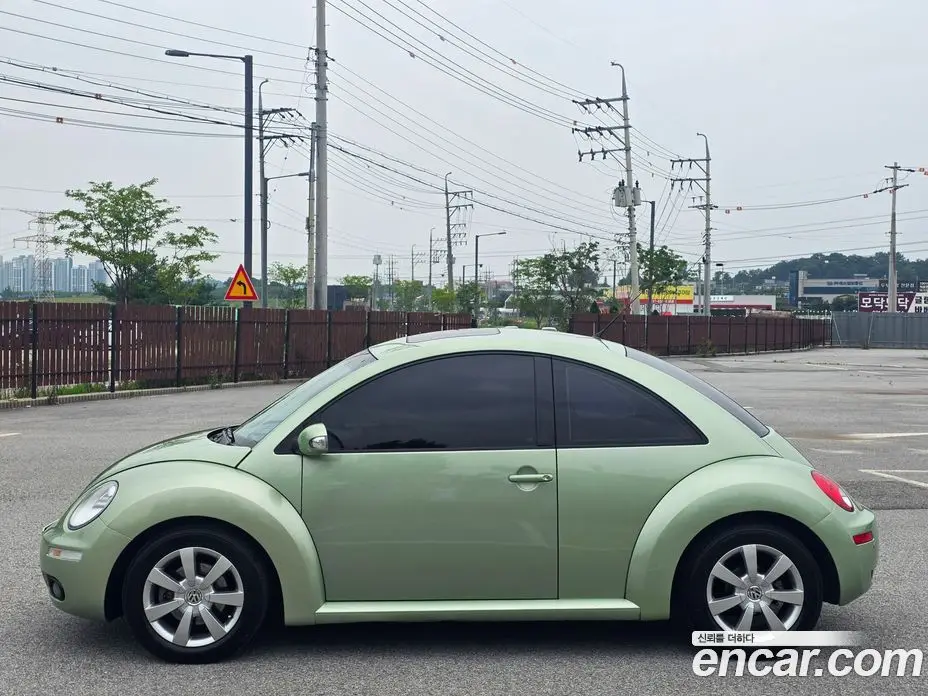 Volkswagen Beatle 2006 2.0 автомат (гидро), фото 3