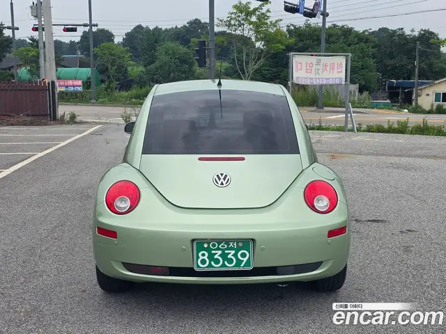 Volkswagen Beatle 2006 2.0 автомат (гидро), миниатюра 4