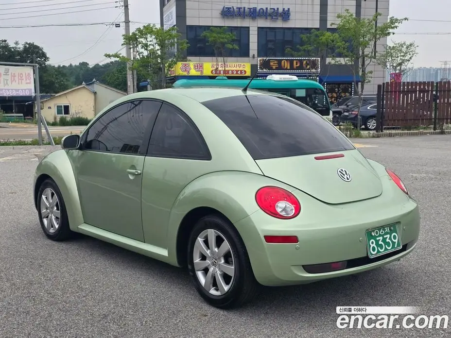 Volkswagen Beatle 2006 2.0 автомат (гидро), фото 6