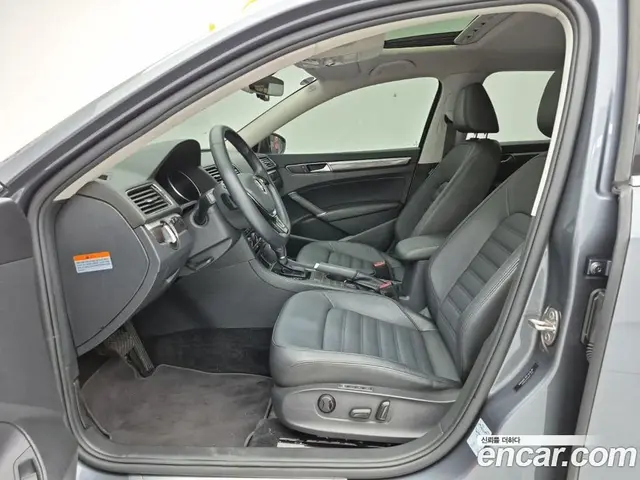 Volkswagen Passat 2018 2.0 автомат (гидро), миниатюра 11