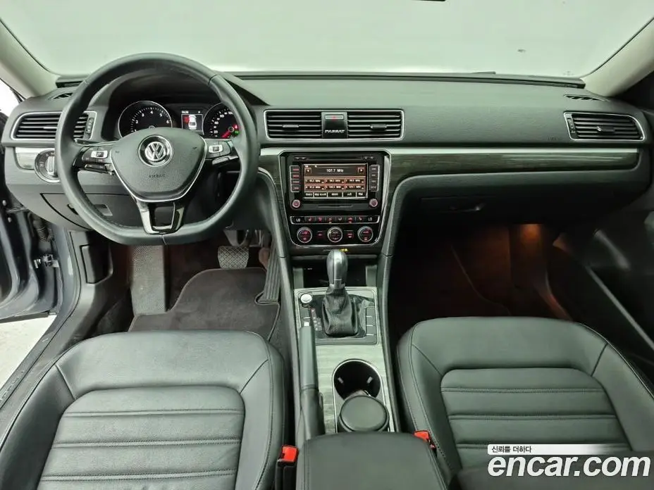 Volkswagen Passat 2018 2.0 автомат (гидро), фото 5