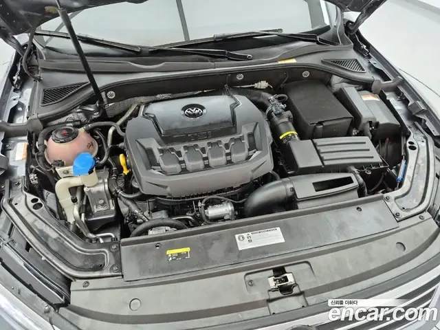 Volkswagen Passat 2018 2.0 автомат (гидро), миниатюра 6