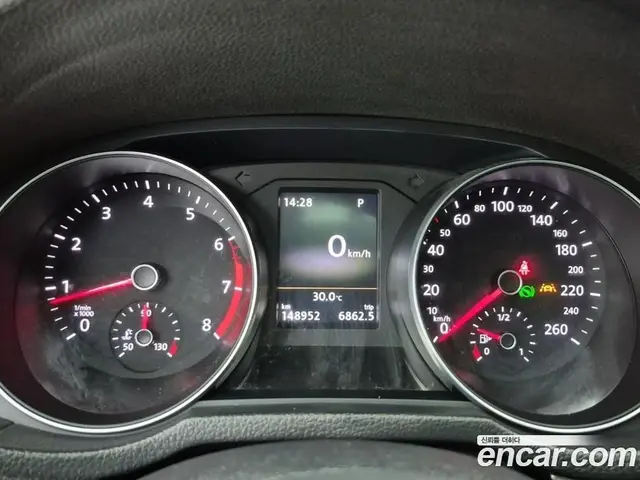 Volkswagen Passat 2018 2.0 автомат (гидро), миниатюра 7