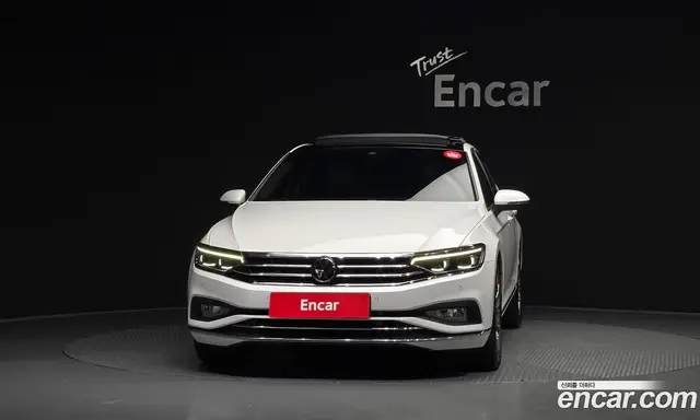 Volkswagen Passat 2022 2.0 автомат (гидро), миниатюра 3