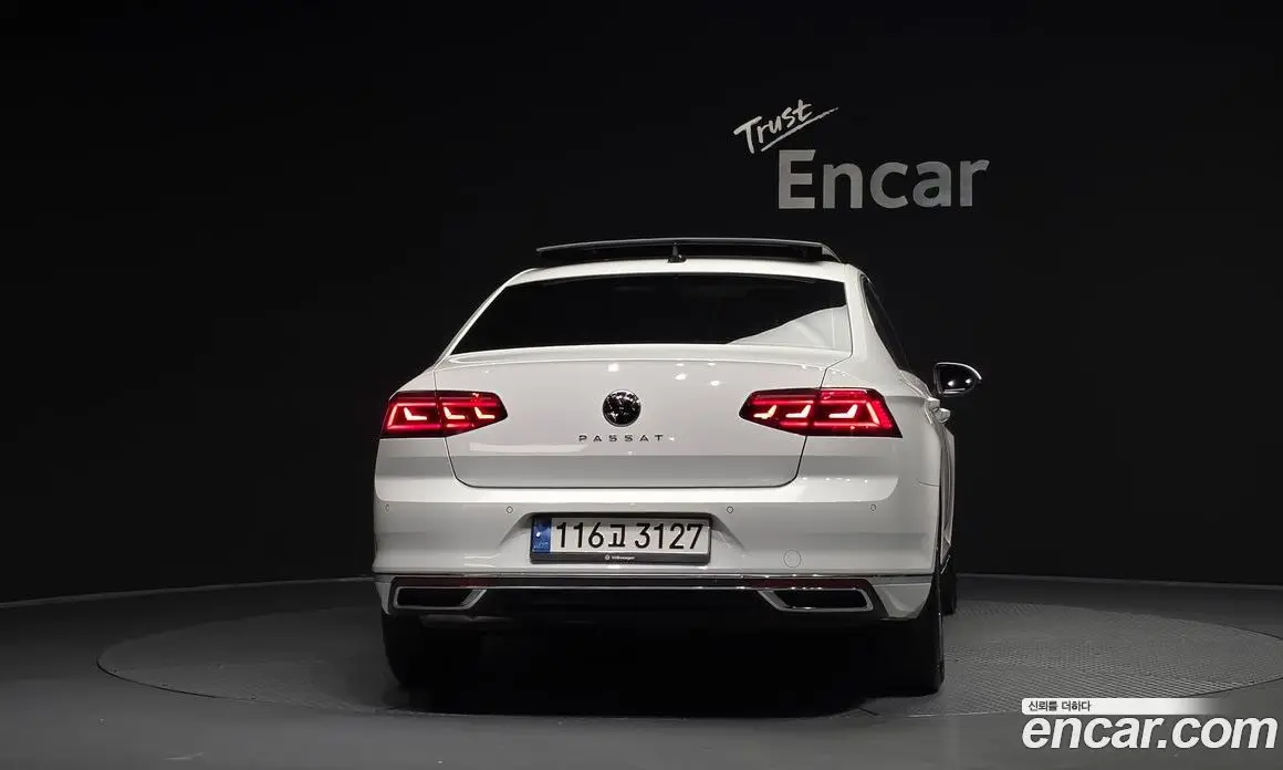 Volkswagen Passat 2022 2.0 автомат (гидро), фото 4