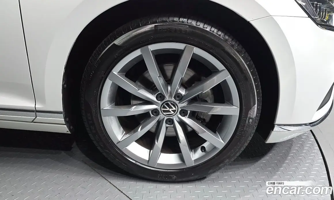 Volkswagen Passat 2022 2.0 автомат (гидро), фото 7