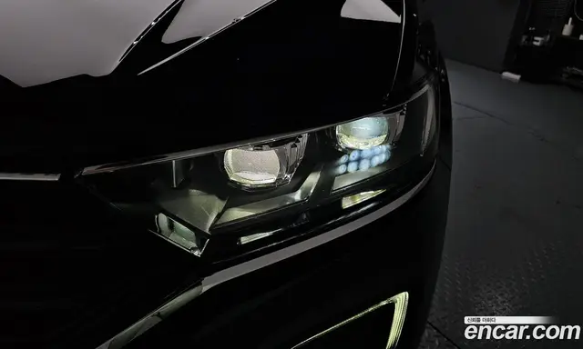 Volkswagen T-Roc 2021 2.0 автомат (гидро), миниатюра 7