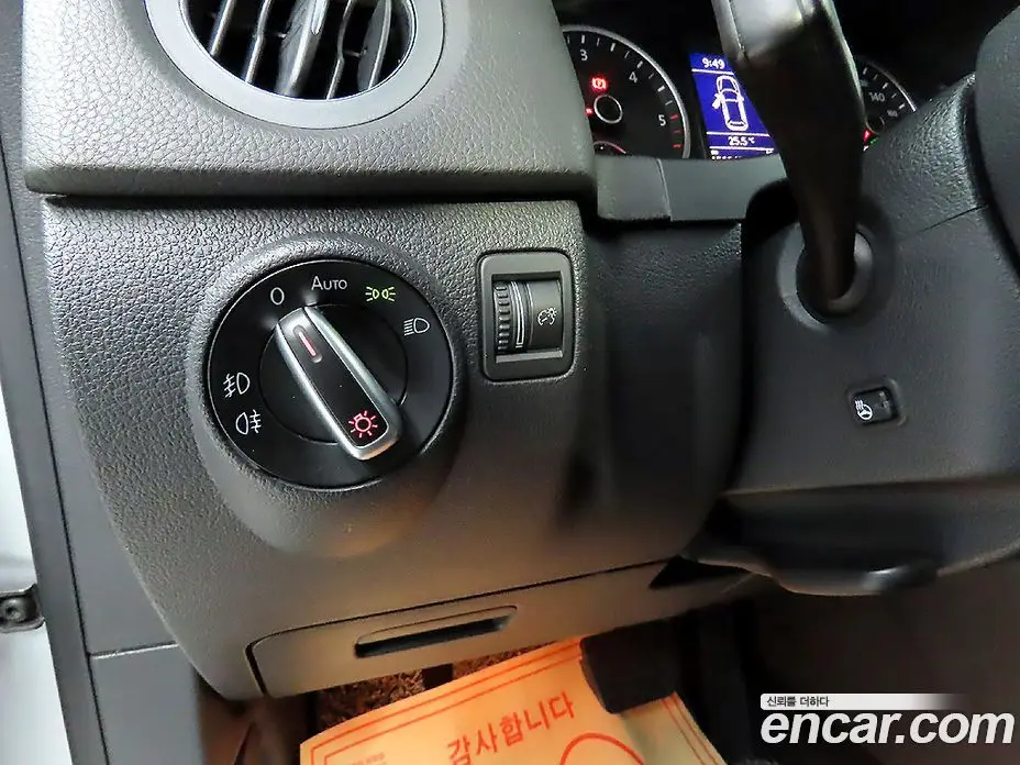 Volkswagen Tiguan 2012 2.0 автомат (гидро), фото 15