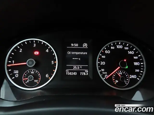 Volkswagen Tiguan 2012 2.0 автомат (гидро), миниатюра 9