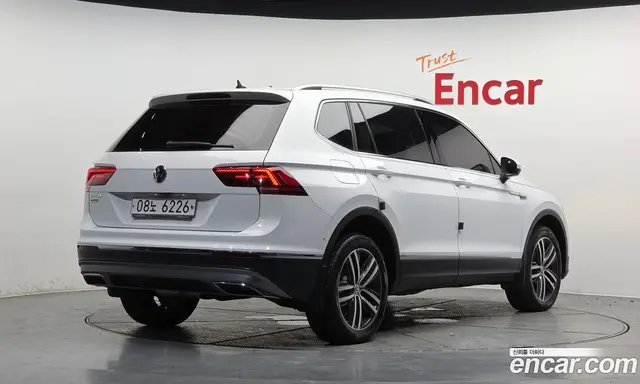 Volkswagen Tiguan 2018 2.0 автомат (гидро), миниатюра 2