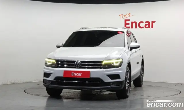 Volkswagen Tiguan 2018 2.0 автомат (гидро), миниатюра 3