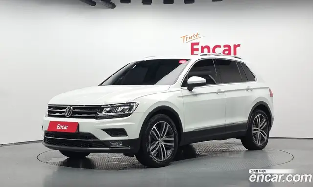 Volkswagen Tiguan 2018 2.0 автомат (гидро), миниатюра 1