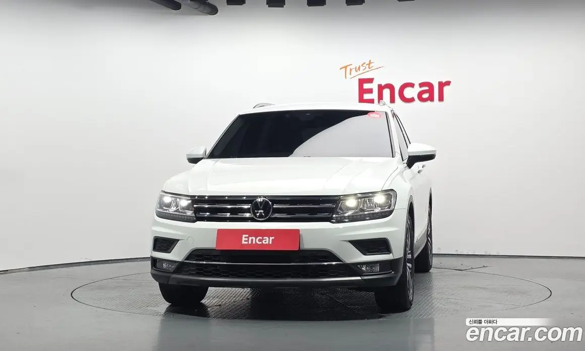 Volkswagen Tiguan 2018 2.0 автомат (гидро), фото 3