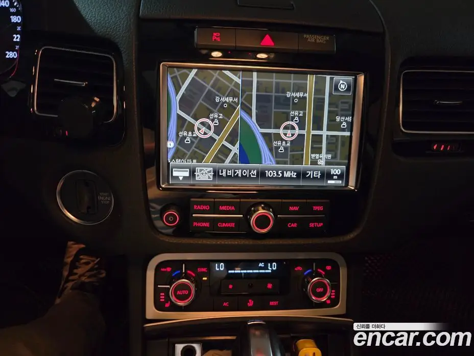 Volkswagen Touareg 2013 3.0 автомат (гидро), фото 5