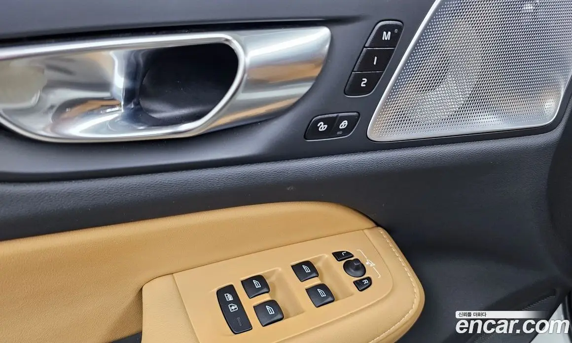 Volvo V60 2023 2.0 автомат (гидро), фото 28