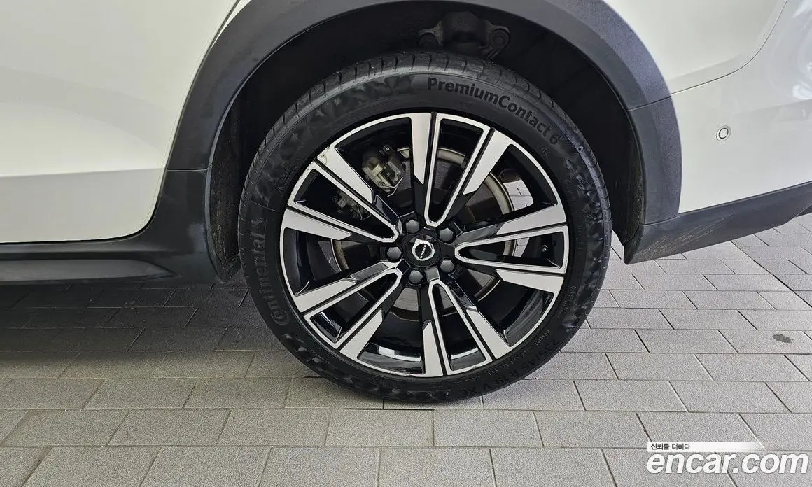 Volvo V60 2023 2.0 автомат (гидро), фото 7
