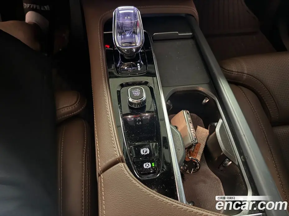 Volvo XC90 2023 2.0 автомат (гидро), фото 8