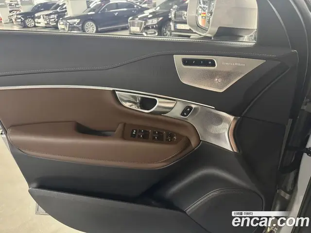 Volvo XC90 2023 2.0 автомат (гидро), миниатюра 9