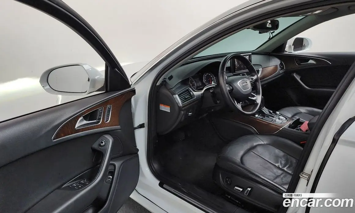 Audi A6 2015 2.0 автомат (гидро), фото 10