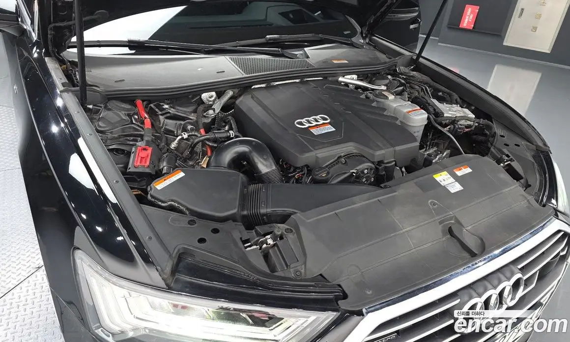 Audi A6 2023 2.0 автомат (гидро), фото 6