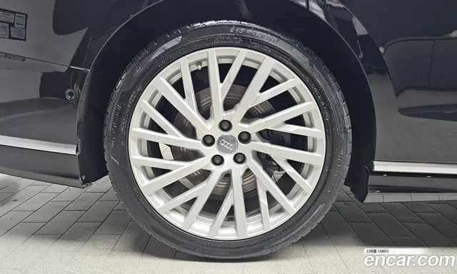 Audi A8 2020 3.0 автомат (гидро), миниатюра 5