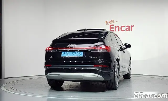 Audi Q4 e-tron 2023 0.2 автомат (гидро), миниатюра 4